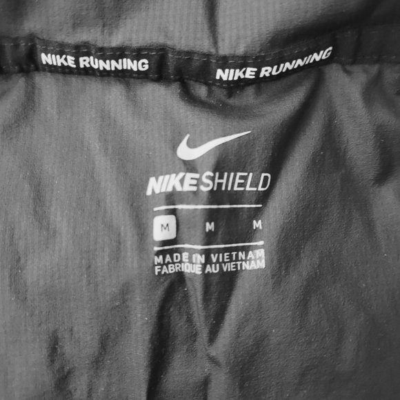 Nike Shield Running Jacket Hooded Packable Light - Picture 4 of 6